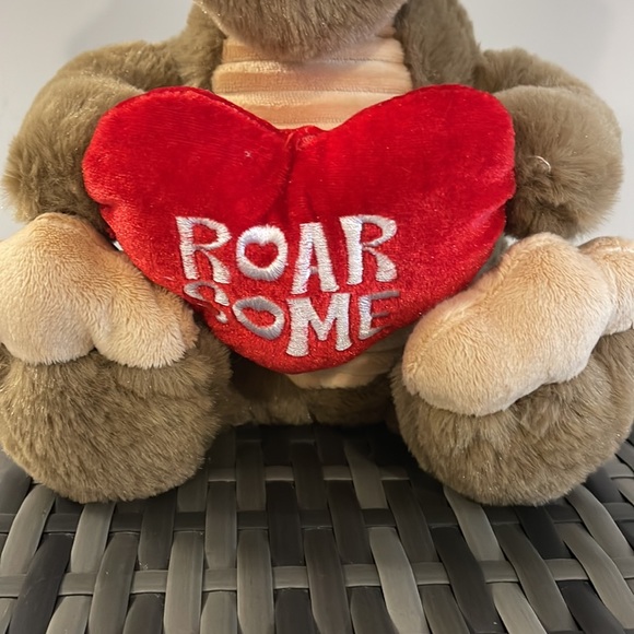 New Stuffed Dino love Triceratops 13” animal toy brown gold red - Picture 7 of 11